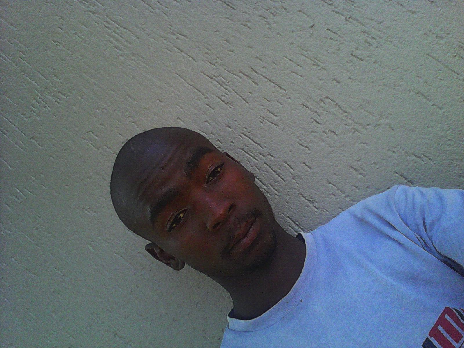 am a guy n a straight talker