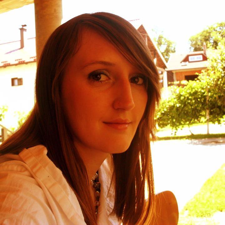 Mama 24/7 trenutno, software developer, book reader, nature lover