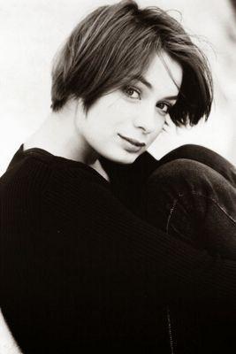 LoenBraden's profile picture. Teniente | Científica, especializada en anomalías Espacio-Temporales |Luchadora callejera y corredora de motos|Mi hermano @Sebastian_STR #AcademiaSt #STRol