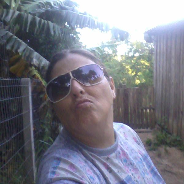 luciacolorada5's profile picture. amo minha família,adoro musica um pouco de tudo,