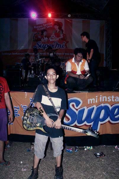 zhullk_f's profile picture. Kalau seringq na pakamosi pacarta kasi makan mi saja tai pocci baru follbacka