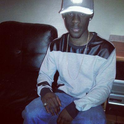 OTFxFM    Y'all lames couldn't dig it with a shovel.    Somewhere in the mix.   #FreeDaGuyz|