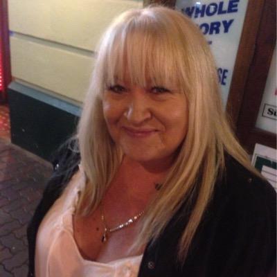 ozkj's profile picture. 