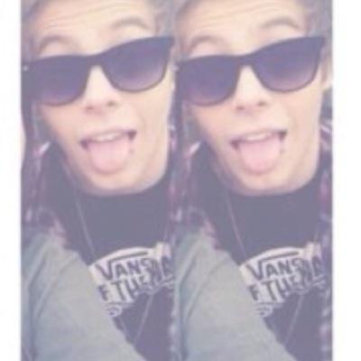 ☆ Who's this whisper telling me⠀⠀⠀⠀ ⠀⠀ ⠀ That I'm never gonna get away ☆⠀⠀⠀ ⠀@classifiednarry @victimhemmings @single_narry ⠀⠀⠀⠀ ⠀⠀⠀⠀⠀ ⠀⠀ ⠀ ⠀➳ we follow back
