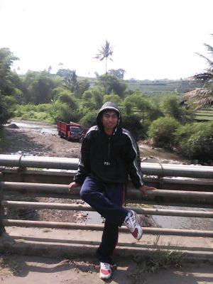 liionelanwarr's profile picture. follow me :-D