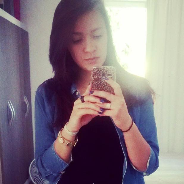 Sou um coração batendo no mundo...
http://t.co/eHUx0DJd