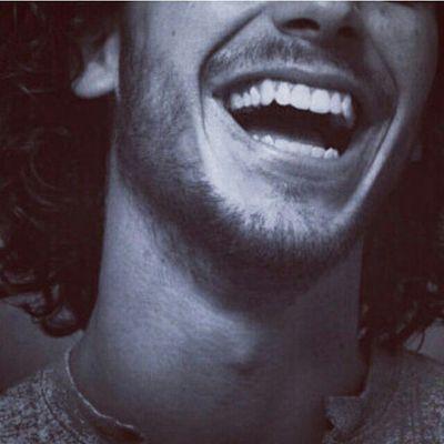 ‏قبل لا تفكر تقهرني بشيء ، انت مقتنع إني افكر فيك اصلا ؟.