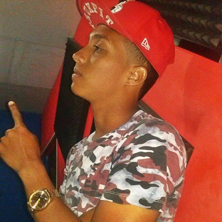 RcAntonio03's profile picture. #PROFESIÓN : Cantante De Reggaeton Artista  Revelación De Año 2014!
#CONTRATACIONES : 3046340473

#REPRESENTANDO : A Los #MEJORES #FullMusicRepresent