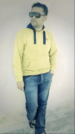 manojpandeynri's profile picture. 