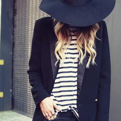 Parceque nous les filles nous aimons la mode.