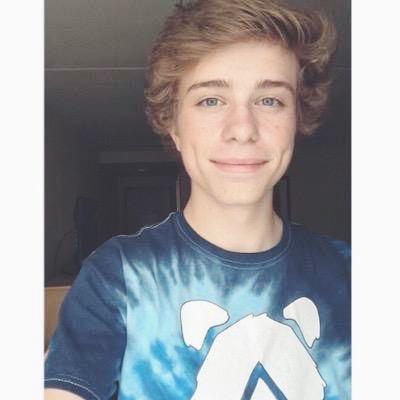 • FOLLOW @wtffjack •