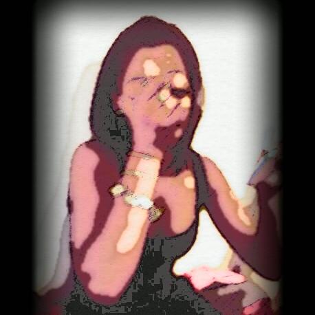 Reneva22's profile picture. 