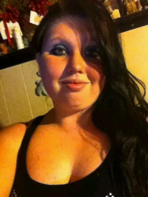 the name is Britney Fay Davis I'm 17 years old but I'm Kool I'm a good person  and a great personality I speak what ever on my mind I don't take no kinda of bs