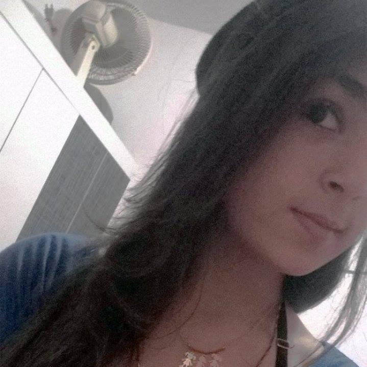 Pessoas perfeitas não mentem, não brigam, não erram e, principalmente, não existem. :) Ask: http://t.co/NAP19kdVA5