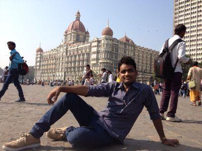 abhishek71724's profile picture. Live and let Live