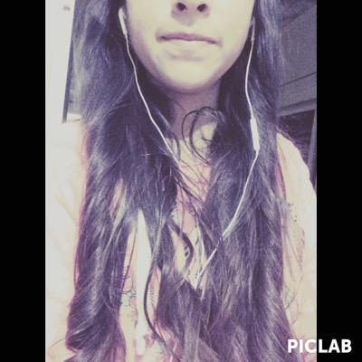 Lana Del Rey Gangster∞ 
I'm Fucking Unicorn :') ✊