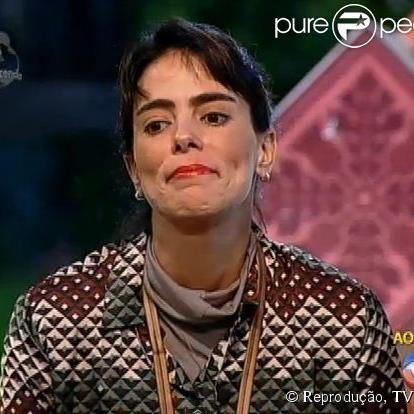 De todos os loucos do mundo eu quis você. Te amarei de janeiro a janeiro, até o mundo acabar. Ter fé, pois fácil não é nem vai ser. #HeloCampeã ♥