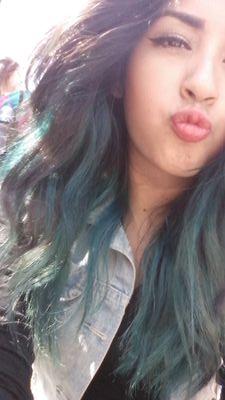 bellvaldivya's profile picture. 