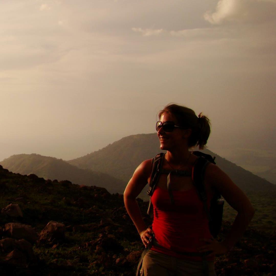 NoortjePeters's profile picture. Adviseur bij Q-Consult Zorg | Enthousiast en gedreven | strategie en ontwikkeling binnen care en sociaal domein | Hockey