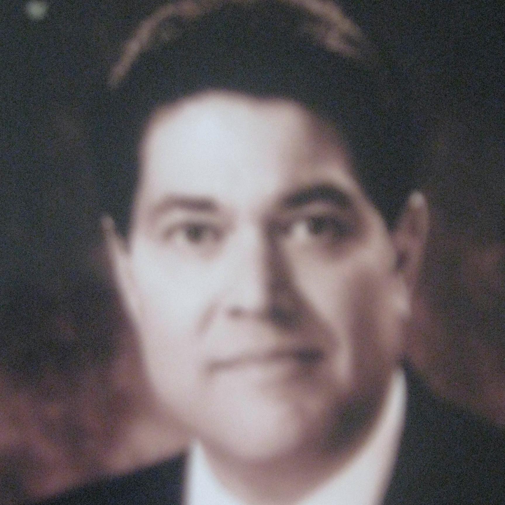 Jose Manuel Lovaton was born in Miami Beach, Florida. His parents Jose Manuel Lovaton Pittaluga and Ana Leonor Franco, both Dominicans, married in Miami Beach,