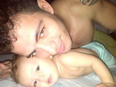 feliz y enamorado junto a ti @zptcarolah... y de esta familia q somos ahora....JAM