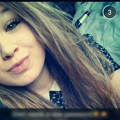 moaning, boredom, lyrics etc⚫@dommocarter;my fag⚫