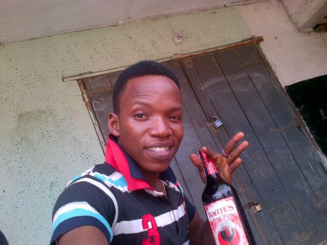 Am man of integrity,i dont play wit my job, bcus after god dats wat call me a man.wrk @price water house copers...muriokunola victoria island.
