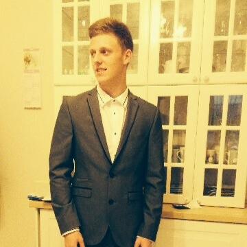 add me on snapchat     rory_nffc      or instagram        rorydoesnothelps