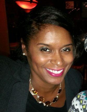 algae_sun's profile picture. A verb among nouns