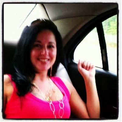 dermgirl22's profile picture. 