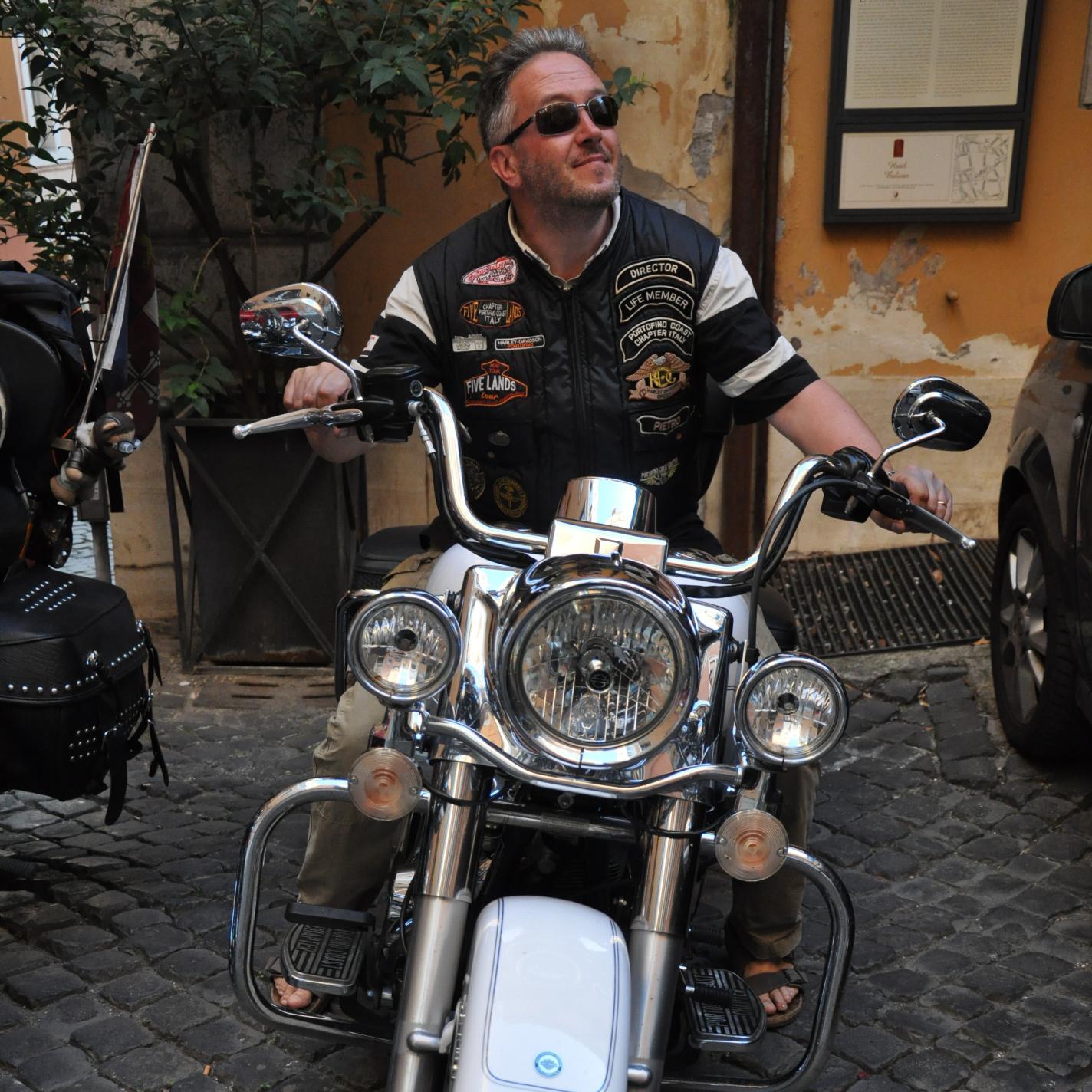 PietroVabai's profile picture. I want to believe