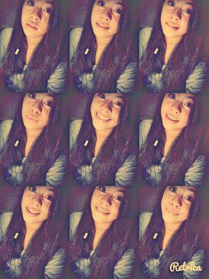 Hello I'm a girl nice. follow me and I follow back. thanks.❤️ and Follow @PayneeeL its my love