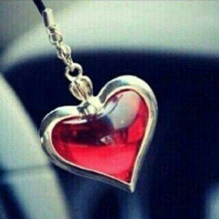 ‏‏انشهد أن بالصدر ضيقه