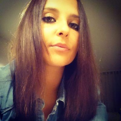 DosAmalia's profile picture. 