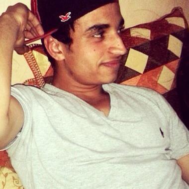 Halwane1's profile picture. Living my life :D #life #friends #love