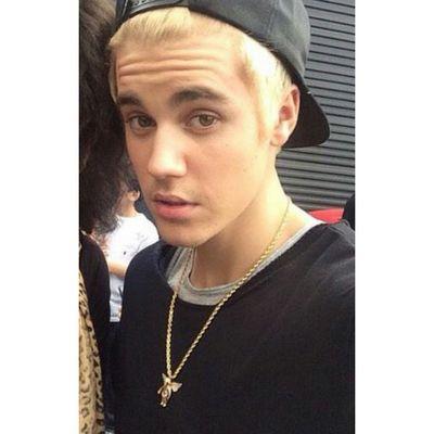 don't love me if you're not strong enough, i'm so damn dangerous