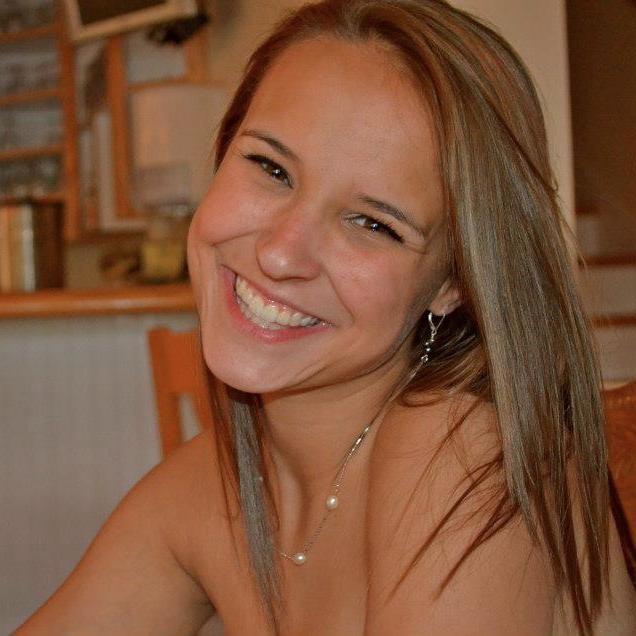 rach_wandishin's profile picture. 