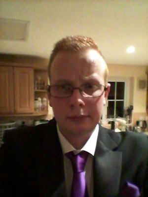 SamBarneyBoy123's profile picture. LEEDS LEEDS LEEDS UNITED :D