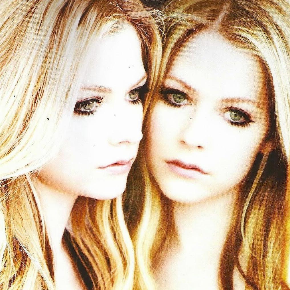 I'm here to support the one and only princess Avril Lavigne!