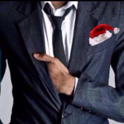 Real. Relating. Entertaining. Hybrid Gentleman With Edge. My Life Tweeted Away Relating To Real Life, Love, & Inspiration.