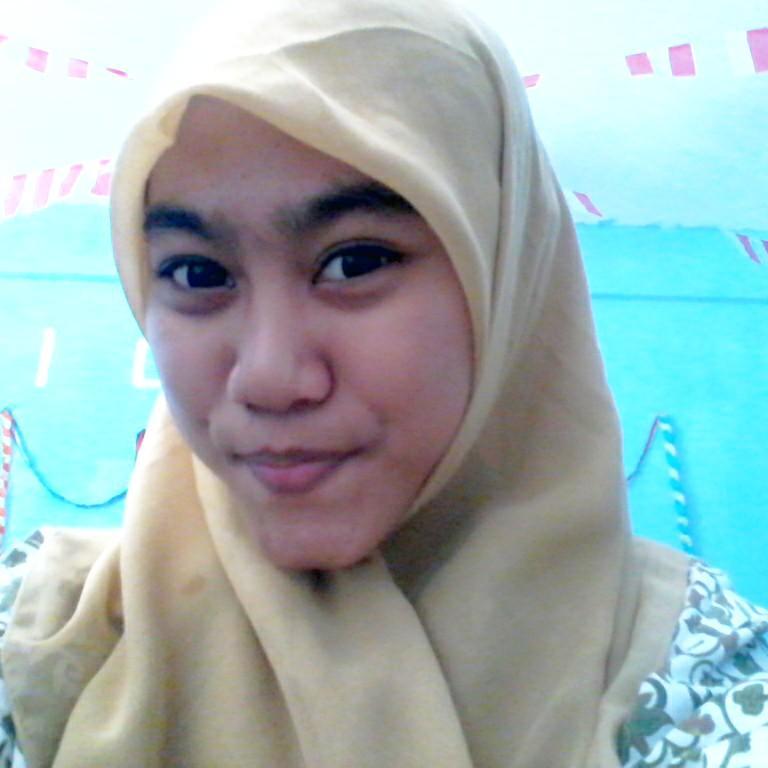 roudhatuljann17's profile picture. 