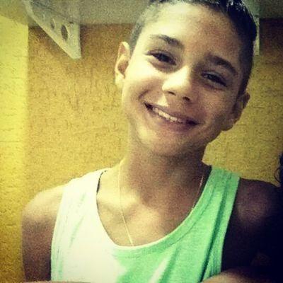 Mais pra quem não presta , quem presta é inimigo ..'