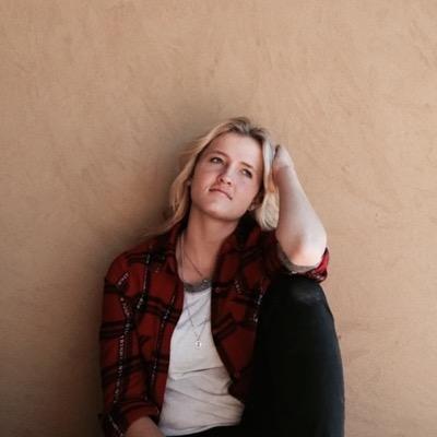 jenyajames12's profile picture. 