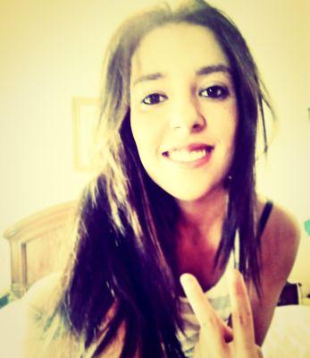 saraymaquilonro's profile picture. tube las alas rotas y ahora tengo el lado romantico cerrado por reformas,Recojo los sentimientos que encuentro por el suelo ,amo BCN ♥