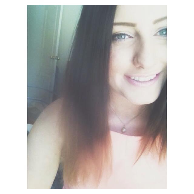 ashtonspenguin5's profile picture. banding since 11' 
~~~Wonder Woman~~~
5 SECONDS OF LUKE IS GORGEOUS ❤️
{I work at Sea World}