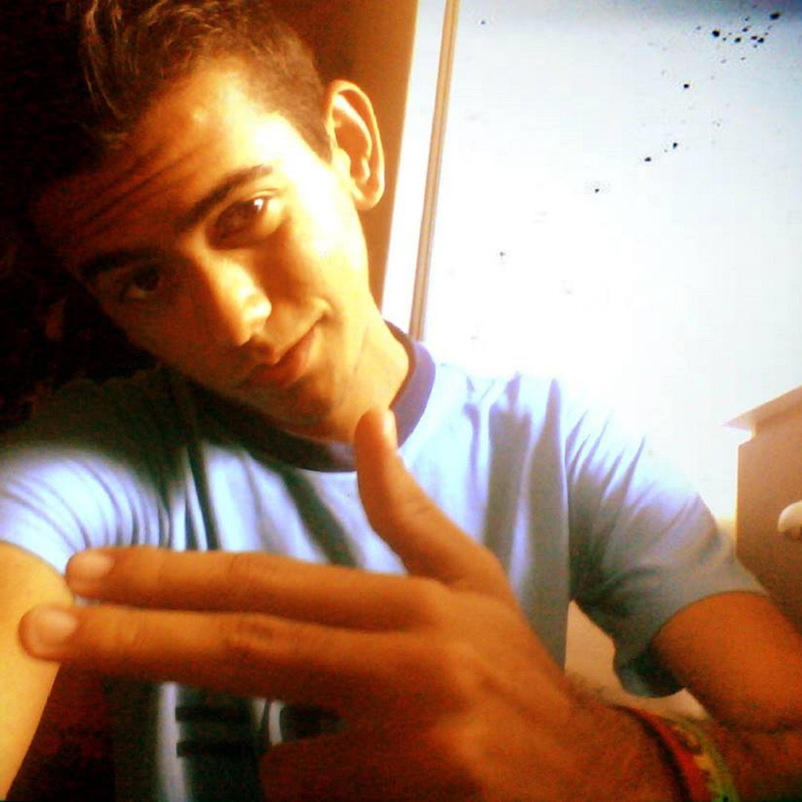 Simples, eu só quero ser feliz @ClubeFollowBack