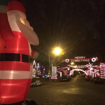showcasing the best place for the holidays, STL CITY! we will be tweeting pics, celebrations, and more. Spread the Christmas Cheer! #STLXmasLights #Gateway2Xmas