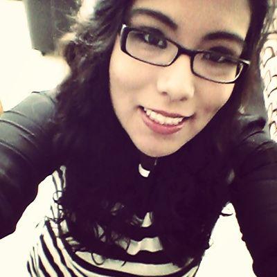 me encanta escuchar música,me gusta mucho justin bieber,one direction,CD9,ariana grande