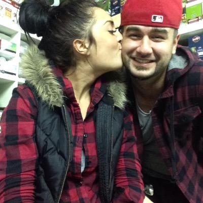 KayLinhares's profile picture. 23. 
.fh♡