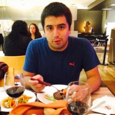 Papá de Sofía, Ingeniero Comercial UAI. Innovar y emprender siempre. Colocolino!